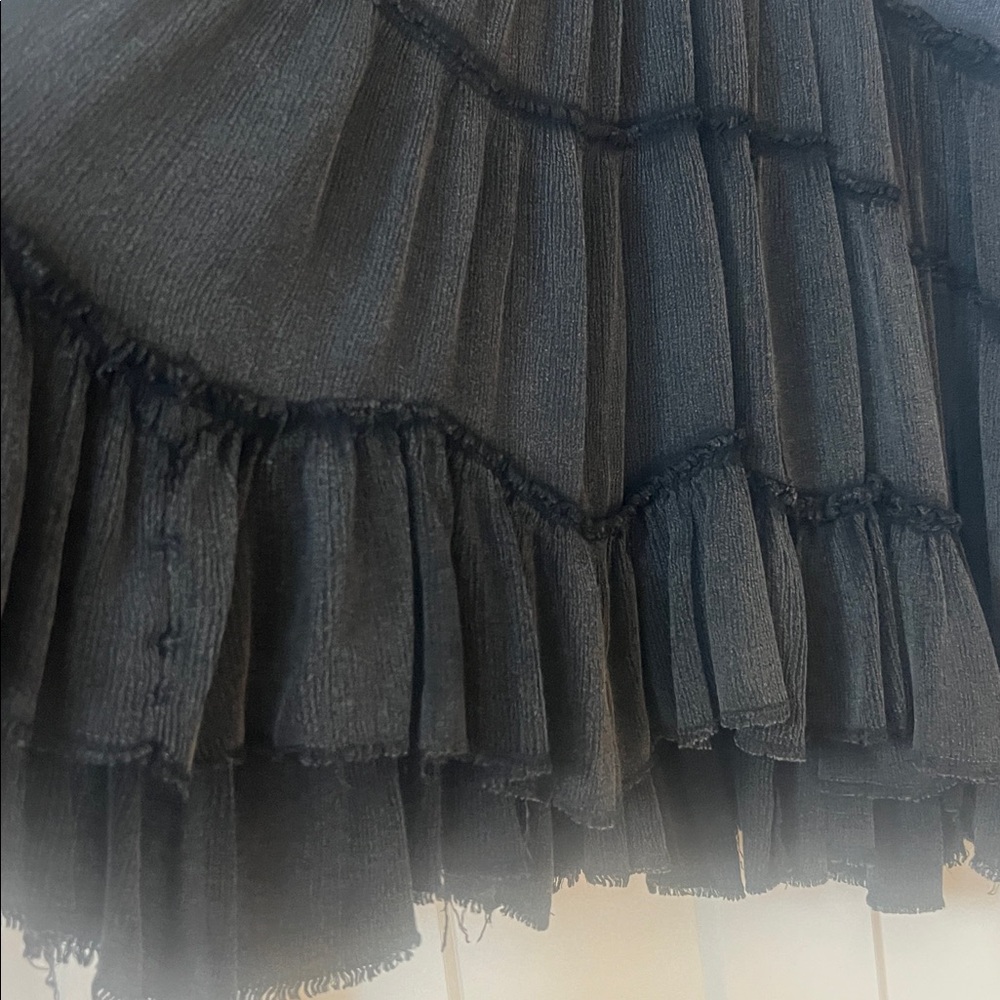 Free People ~ We the Free ~ loose fitting heavy cotton sweatshirt with ruffles - Picture 6 of 10